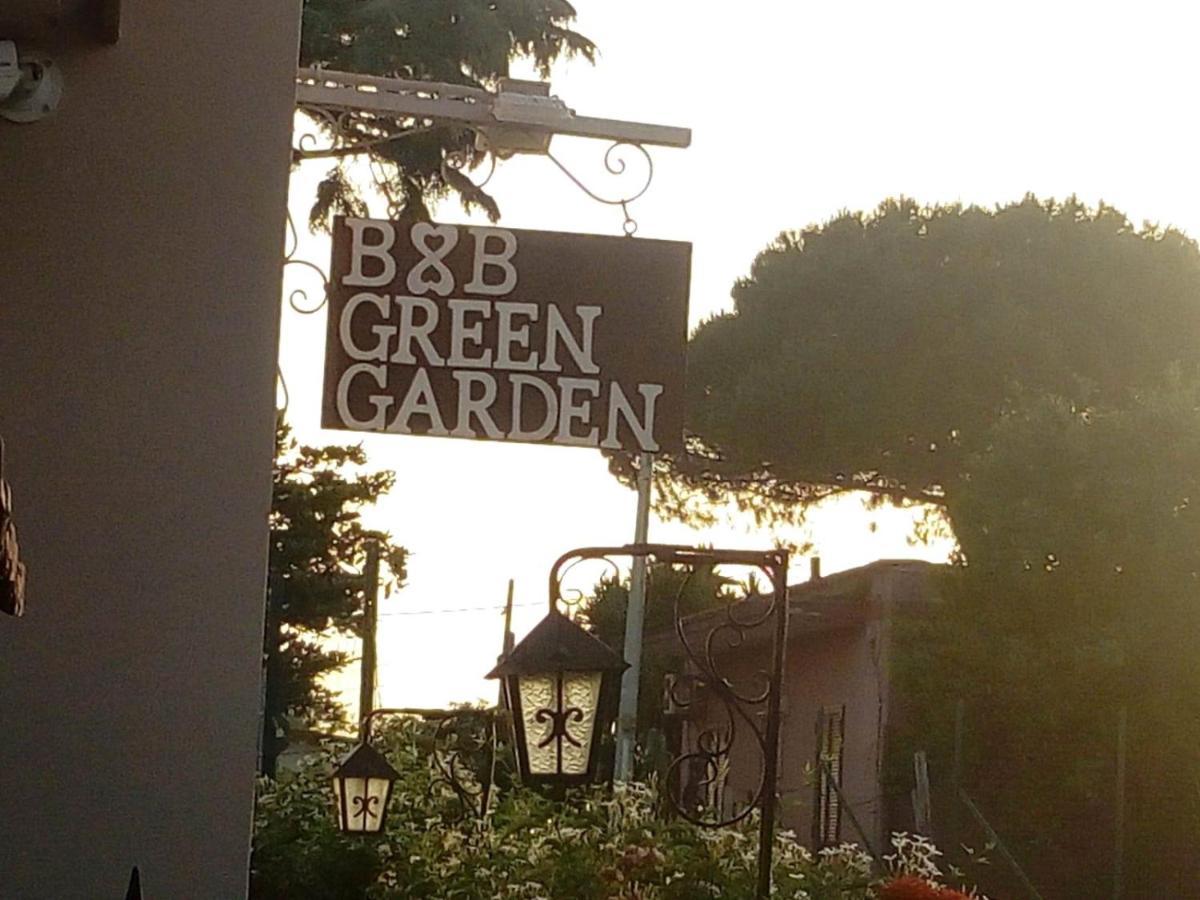 Green Garden Pompei Bagian luar foto